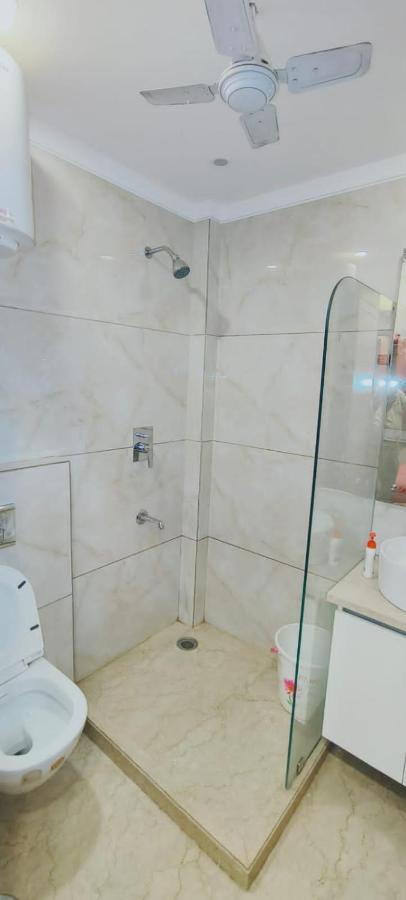 Vinanda Home Stay New Delhi Eksteriør bilde