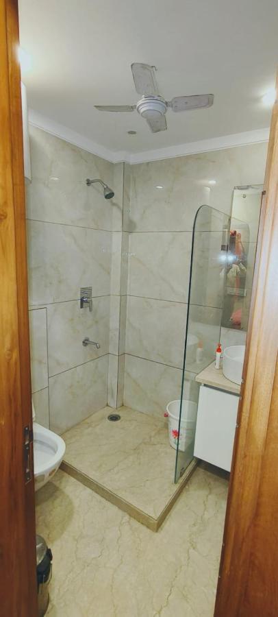 Vinanda Home Stay New Delhi Eksteriør bilde